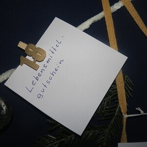 Umgekehrter Adventkalender der Caritas