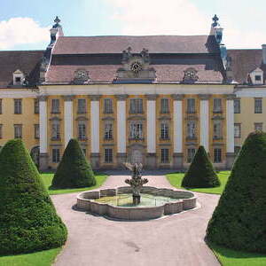 Die Lackener Firmlinge besuchen das Stift St. Florian