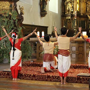 im Lobpreis - Gott sei die Ehre