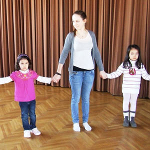 Kinder- und Seniorentanz