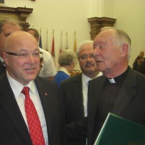 Ehrung von Dechant Erich Weichselbaumer 