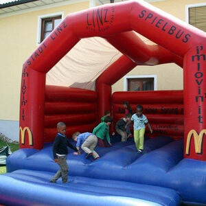 Sommerbeginn mit Harfenmusik, Kindermesse und Kinderfest