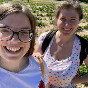 Juhu, am Erdbeerfeld!