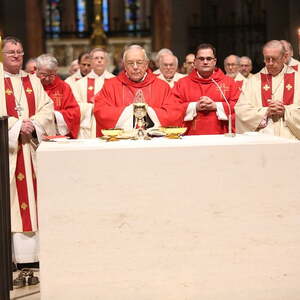 Festmesse zum 85. Geburtstag von Bischof em. Maximilian Aichern im Linzer Mariendom | 26.12.2017