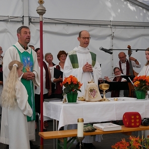 Feldmesse anlässlich der 30-Jahre-Feier der Marktgemeinde Hörsching