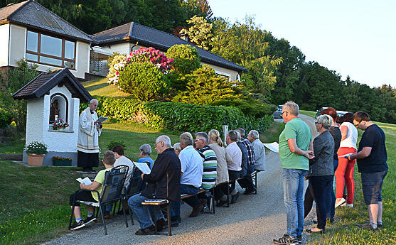 Maiandadcht beim Hosnasepperl Stöckl