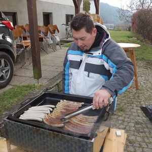 Bratwürstelsonntag