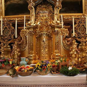 Erntedankfest mit Pfarrfoto