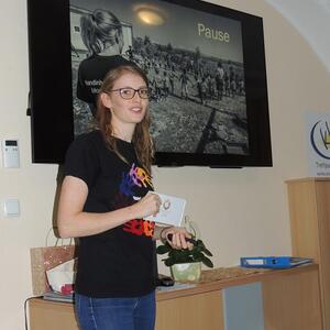 Hand in Hand mit Haiti