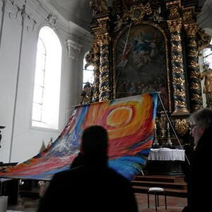 Fastentuch der Pfarrkirche Ostermiething