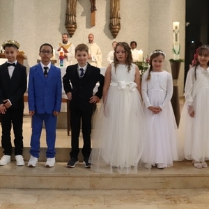 St. Quirinus feiert mit 10 Erstkommunionkindern 2026