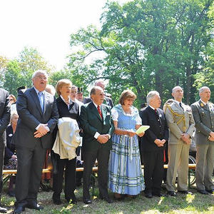 Gedenkfeier 200 Jahre Schlacht um Ebelsberg im Schloßpark