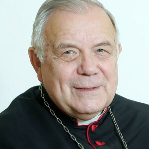 Bischof Maximilian Aichern