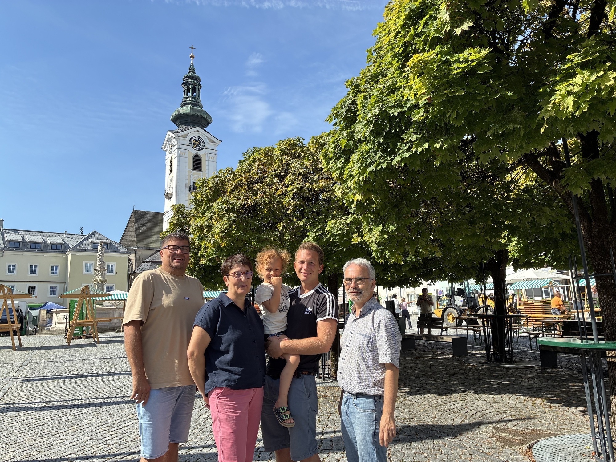 Patenschaften für 1 Baum am Hauptplatz / Pfarrgemeinde Stadt Freistadt Patenschaften für 1 Baum am Hauptplatz