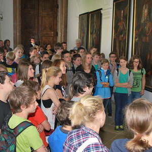 Die Lackener Firmlinge besuchen das Stift St. Florian