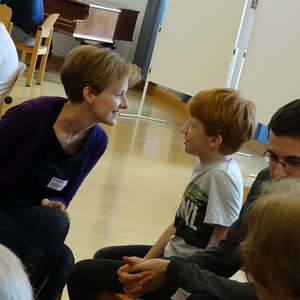 Und da ist schon ein Nachwuchsorganist!