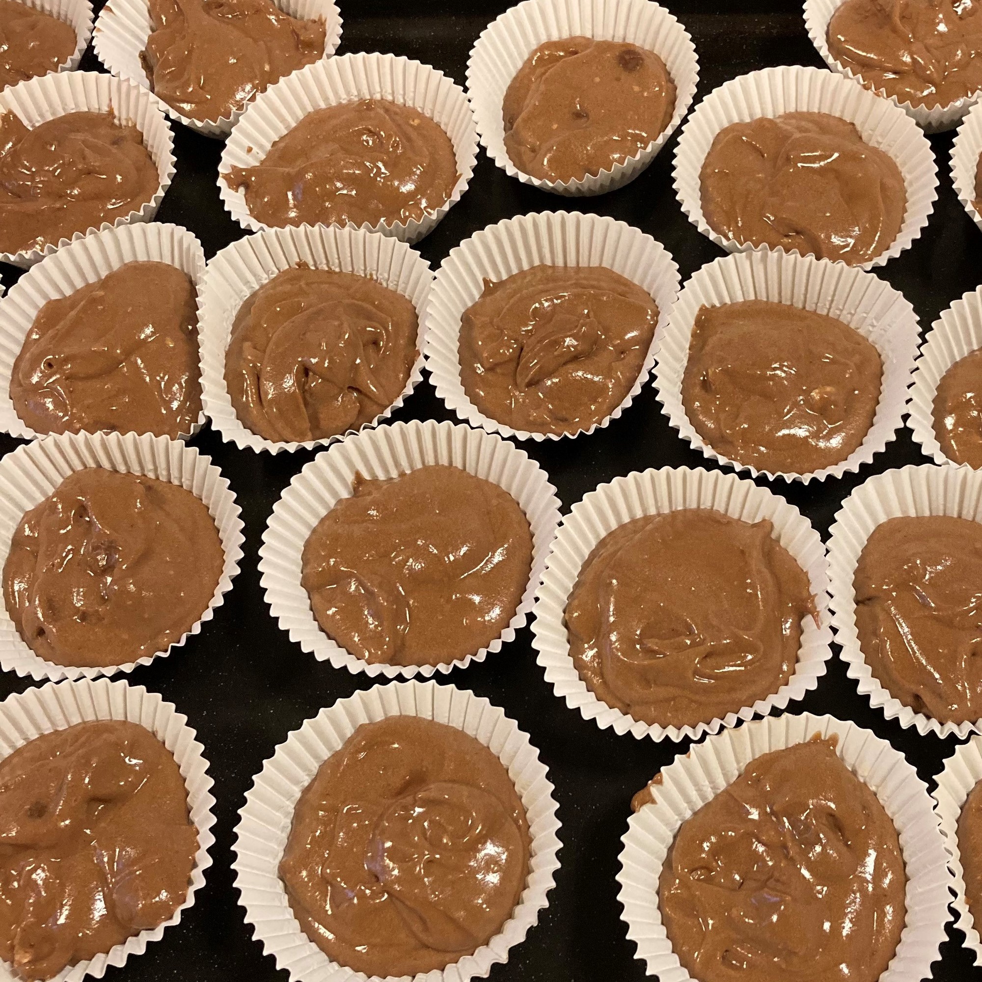 Geburtstagsmuffins backen