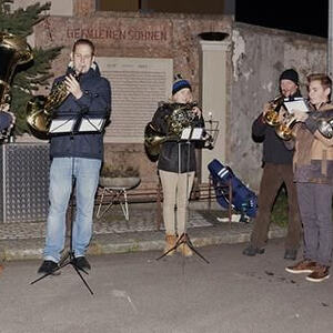 Kindermette und Weihnachtsfeier