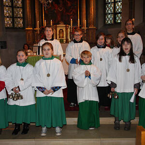 Familienmesse mit Ministrantenaufnahme am 17.11.2013