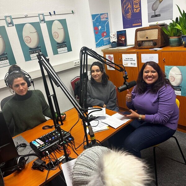 Frauen machen Radio