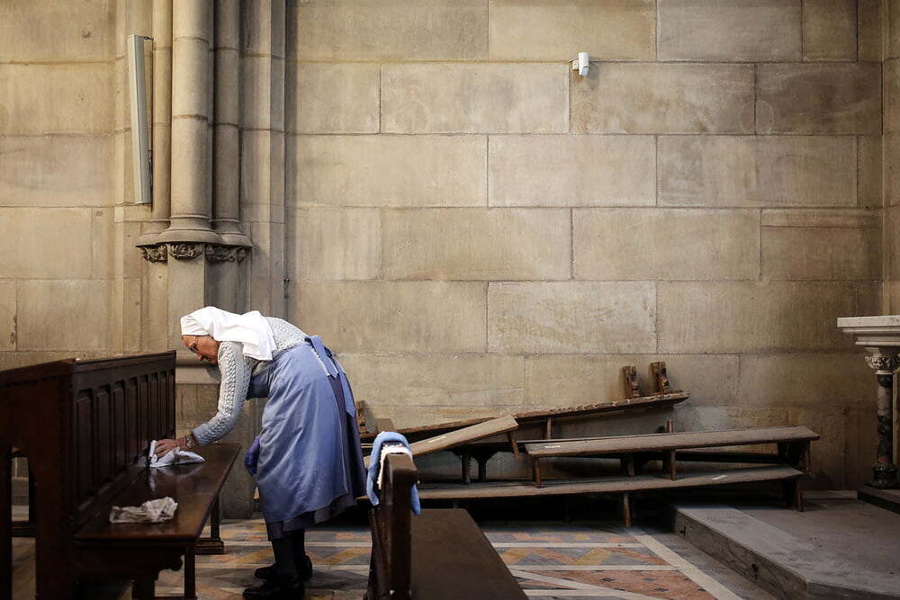Mit dem Staubsauger im Mariendom