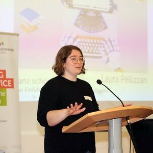 Laura Pellizzari: Ganz schön schlau. Eine Einführung in die KI