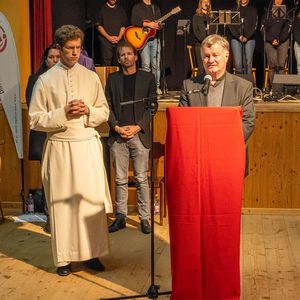 Gedenkfeier an die Opfer des ehemaligen KZ Au?enlagers Ternberg unter dem Thema ?Politischer Widerstand?Bild: Bischof Manfred Scheuer und Vitus Glira (Di?zesanjugendseelsorger)