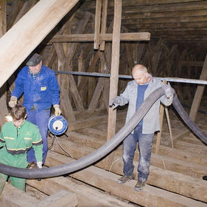  Dachbodensäuberung (2008) und Impressionen vom Dachboden