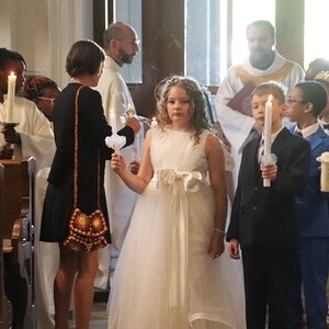 St. Quirinus feiert mit 10 Erstkommunionkindern 2026