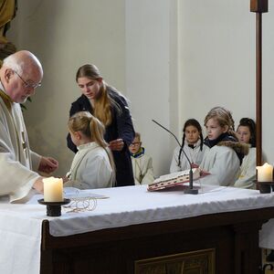 Aufnahme der neuen Ministrantinnen 2019
