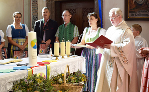 Feierlichen Gottesdienst mit Generalvikar DDr. Severin Lederhilger.