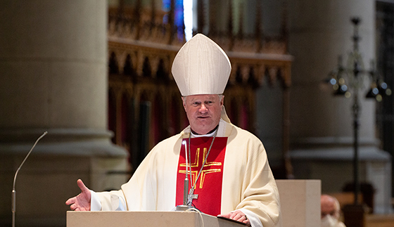 Bischof Manfred Scheuer bei seiner Predigt zur Chrisammesse. 