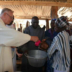 Hl. Messe mit Taufen in der Buschkirche