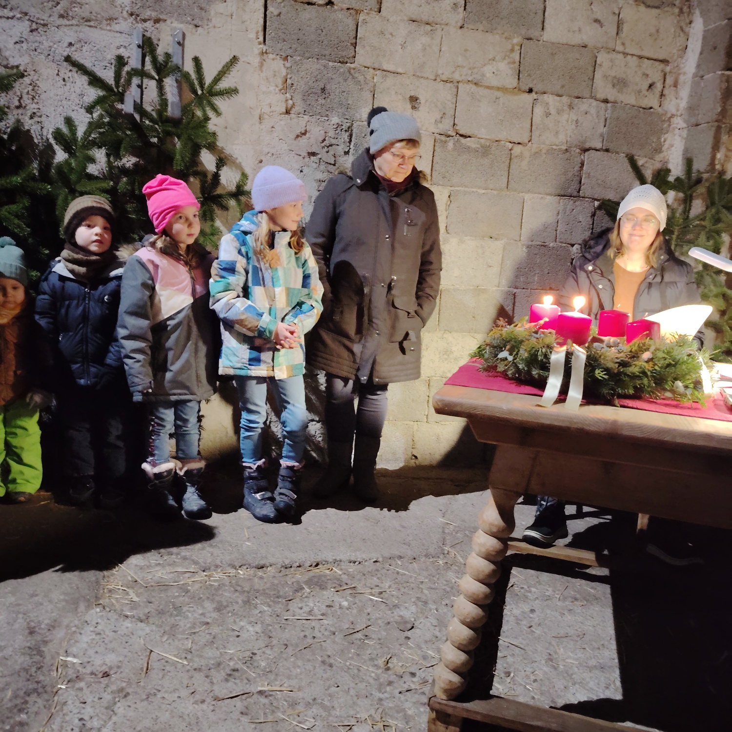 Lebendiger Adventkranz 2025