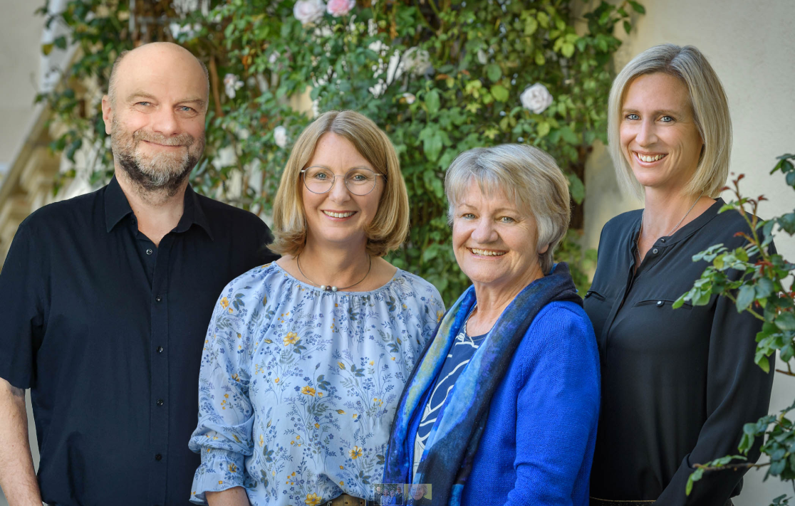 Gruppenbild von links nach rechts Gerhard Mayrhofer, Andrea Reisinger, Angela Parzer, Claudia Moder