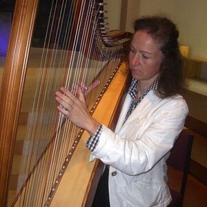 Harfenklang beim Gottesdienst