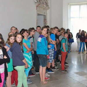 Die Lackener Firmlinge besuchen das Stift St. Florian