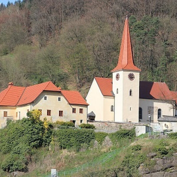 Pfarrkirche St. Nikola/Donau