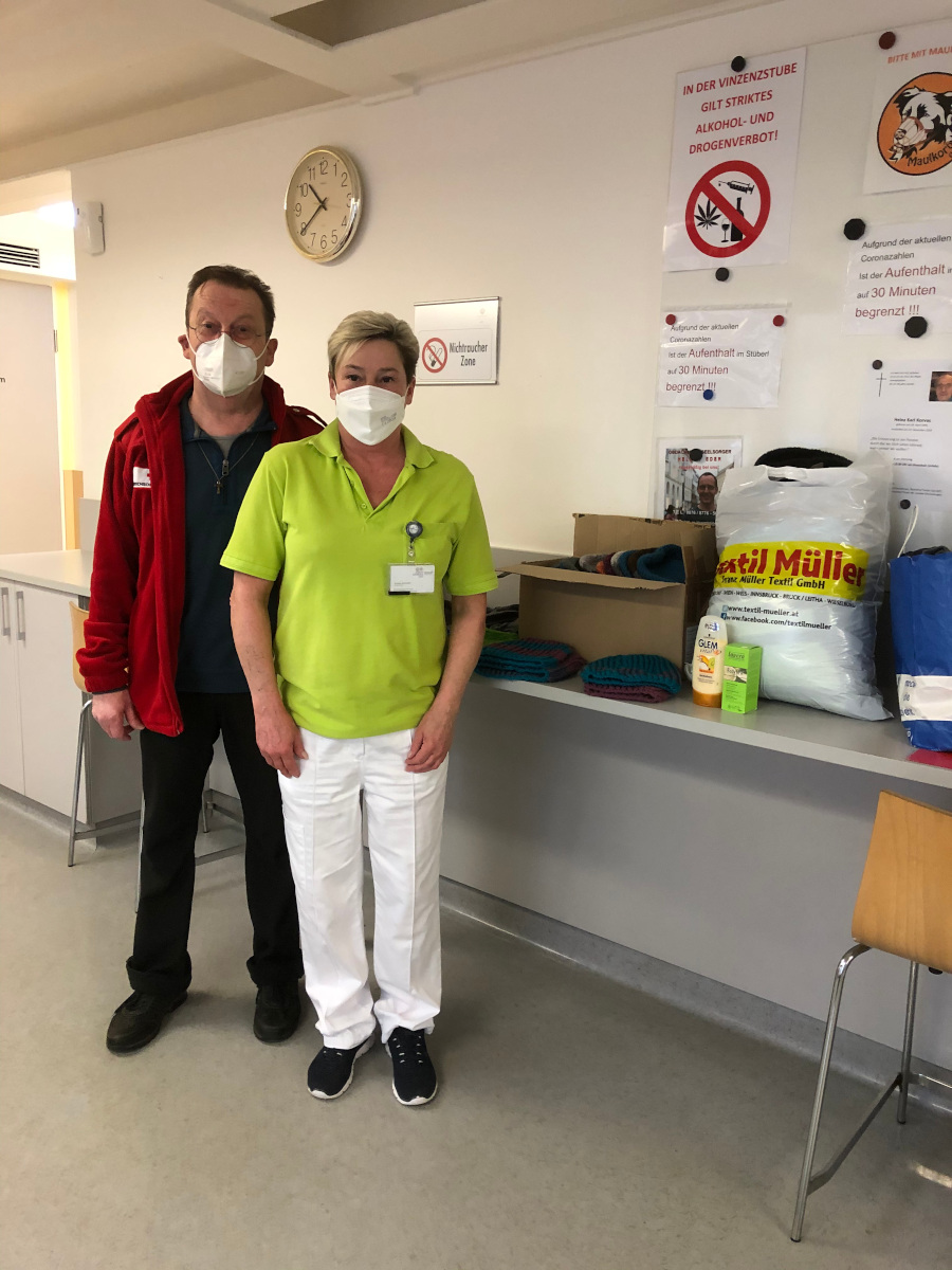 Sachspenden f. Obdachlose / Diakon Karl Mayer Sachspenden f. Obdachlose