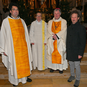 V. l.: Pfarrer P. Franz Ackerl, Pastoralvorständin Maria Pesendorfer, Bischof Manfred Scheuer und Verwaltungsvorstand Markus Johannes Hager