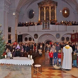 Kindermette und Weihnachtsfeier