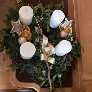 Adventkranzweihe in Burgkirchen