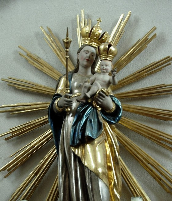 Marienstatue Pfarrkirche Kopfing