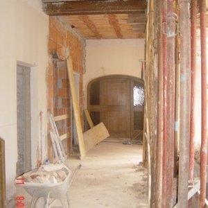 Eingangsbereich EG mit Blick ins alte Pfarrzentrum                          