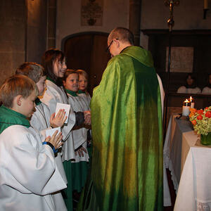 Familienmesse mit Ministrantenaufnahme am 17.11.2013