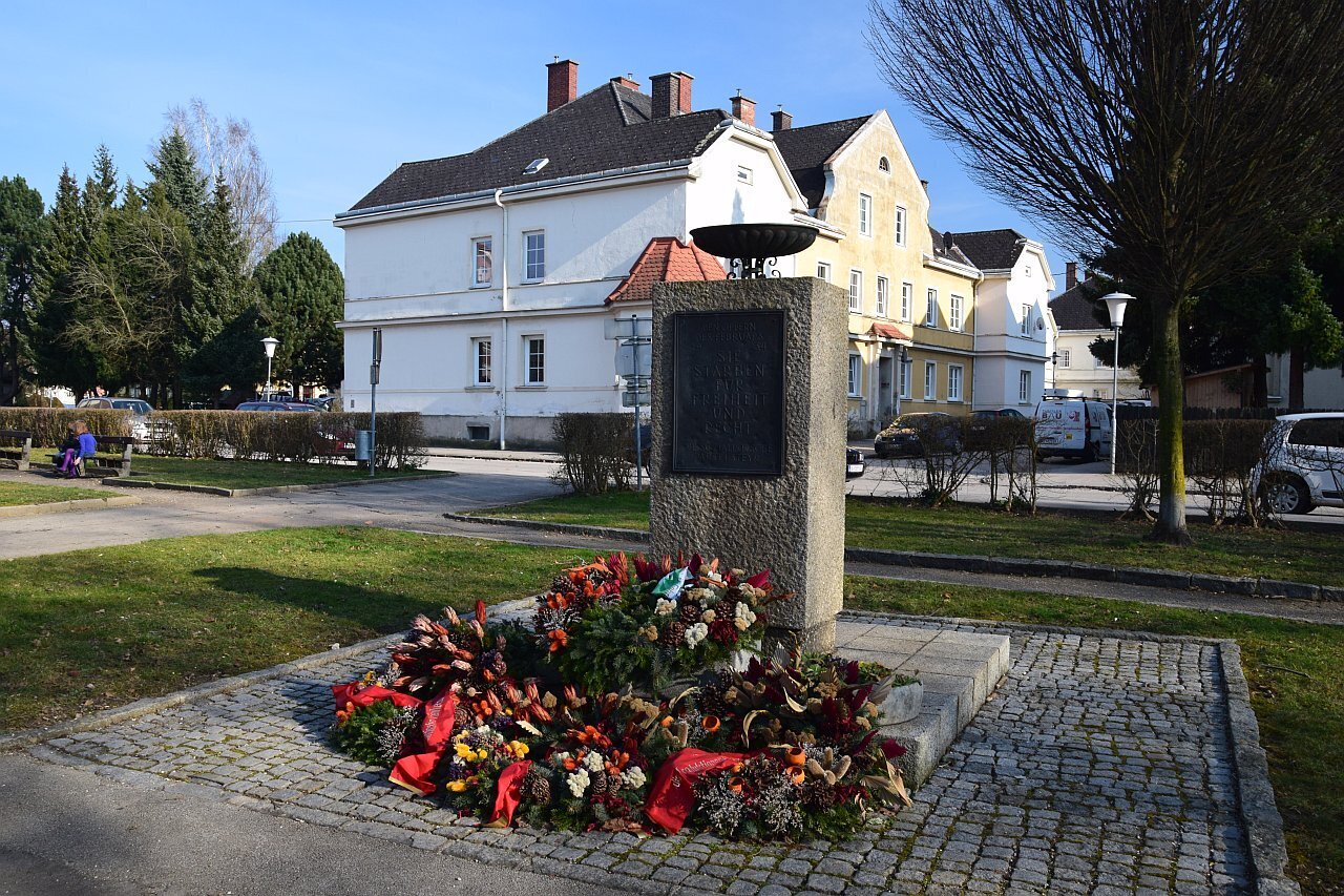 Steyr2015-03-15Denkmal des 12. Februar 1934