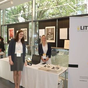 Caroline Sermonet und Monika Perner von Littera