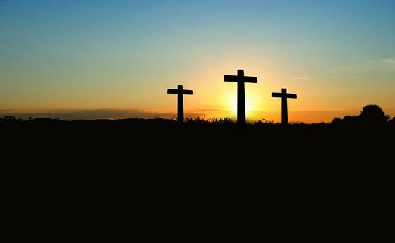 Kreuz und Auferstehung