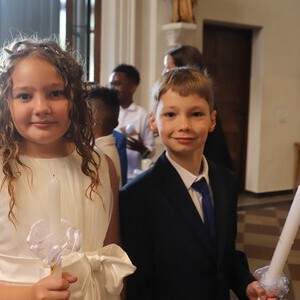 St. Quirinus feiert mit 10 Erstkommunionkindern 2026