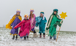 Sternsinger unterwegs in Kirchdorf/Krems
